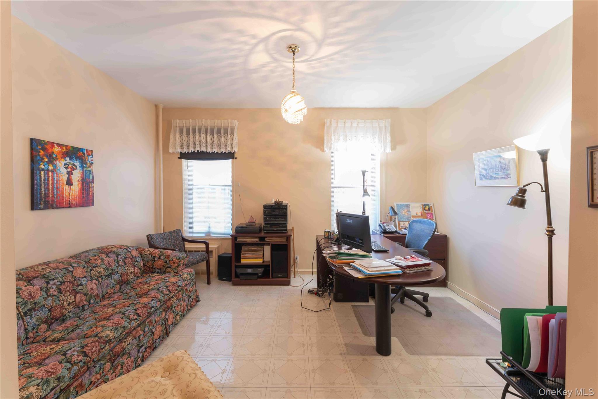 765 E 9th Street Property Photo 7