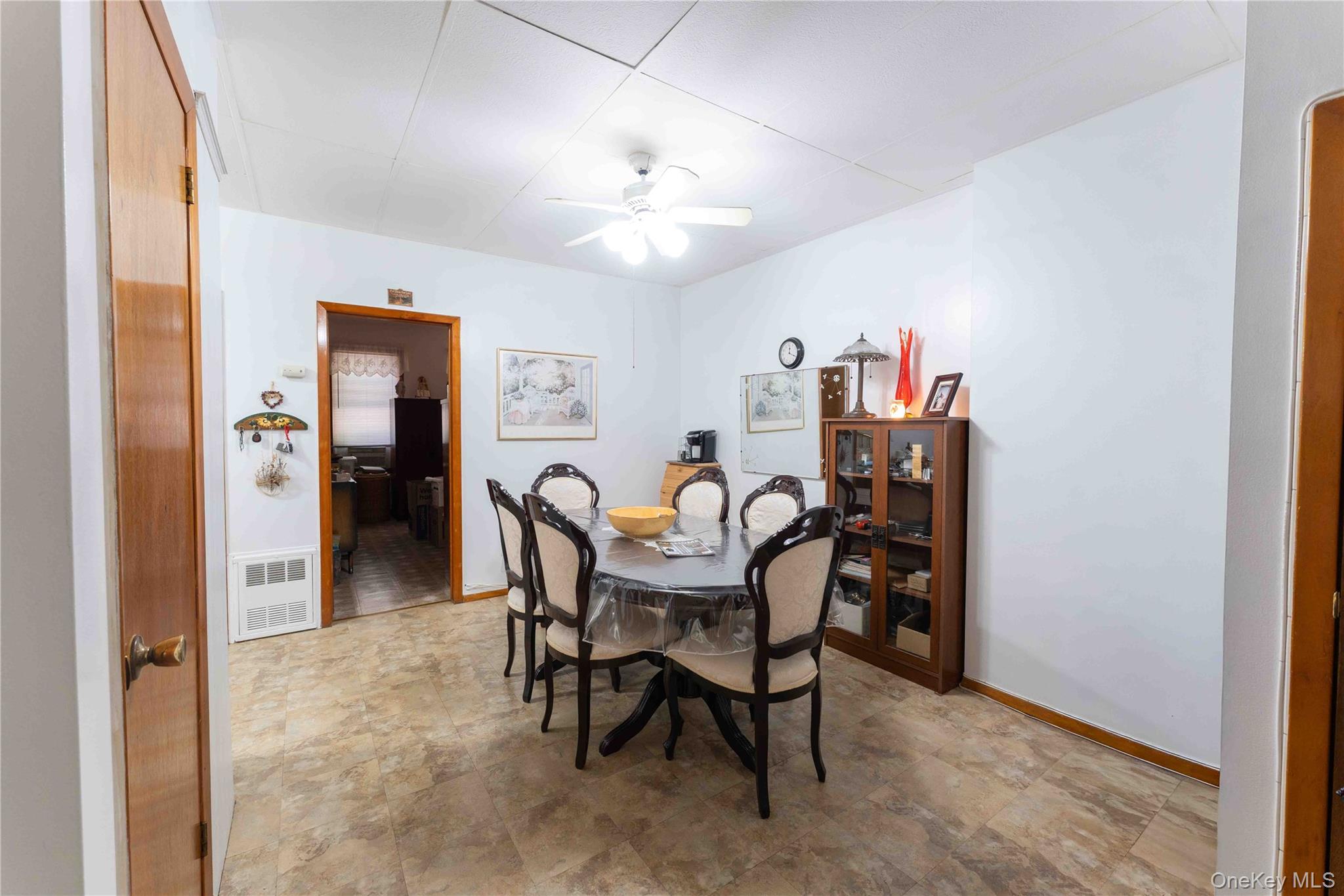 765 E 9th Street Property Photo 17