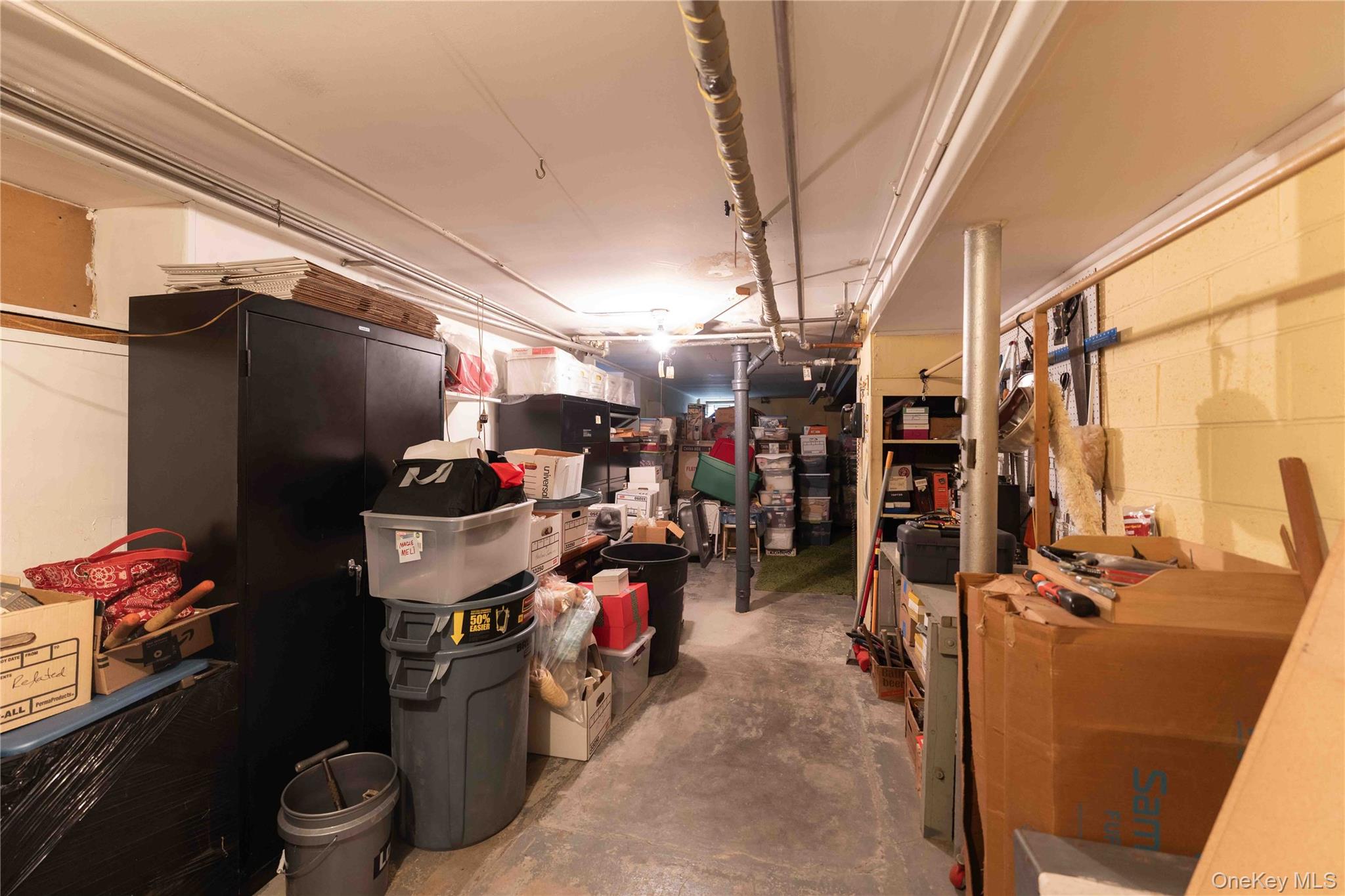 765 E 9th Street Property Photo 46