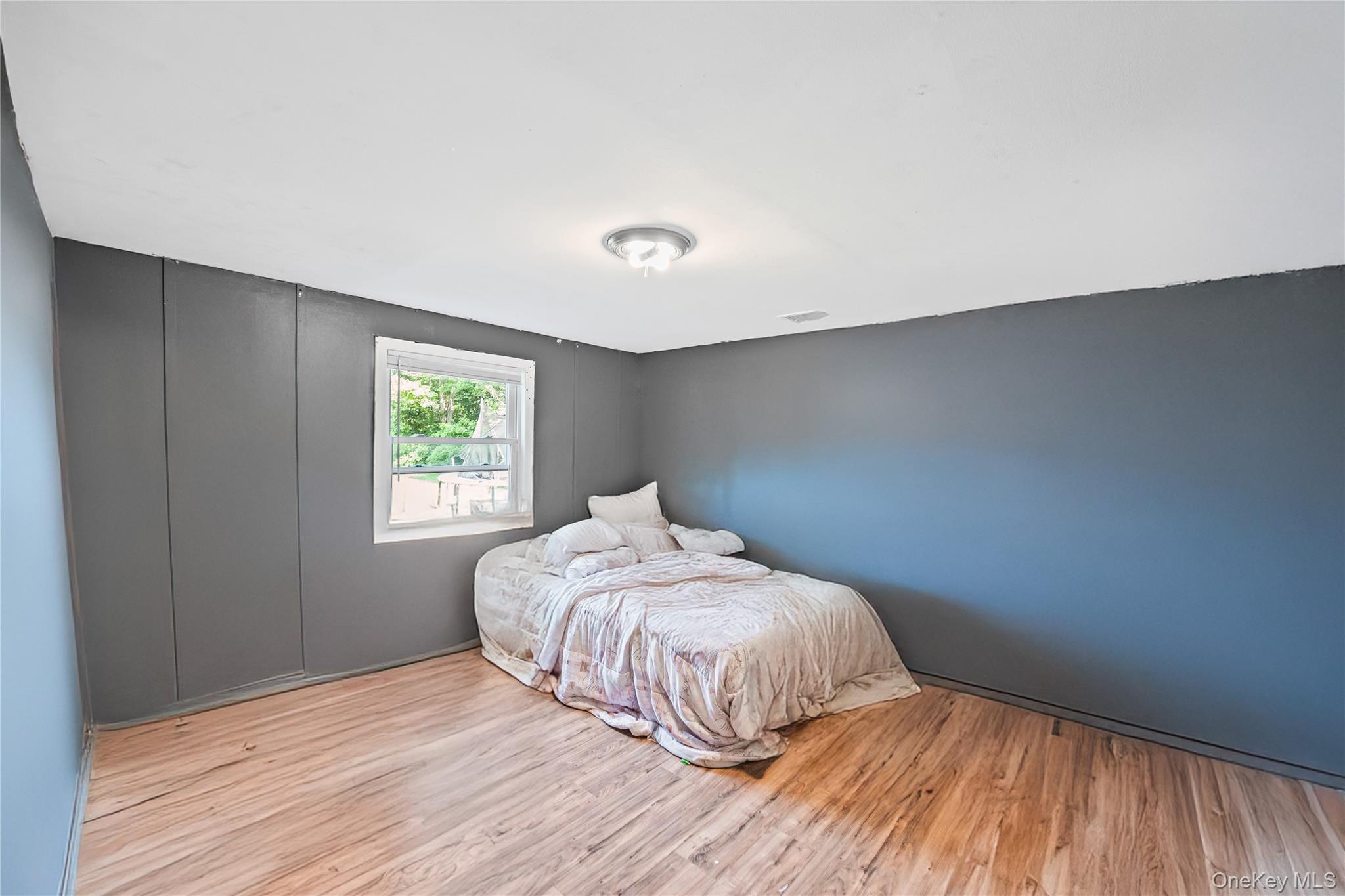 1113 Joselson Avenue Property Photo 14