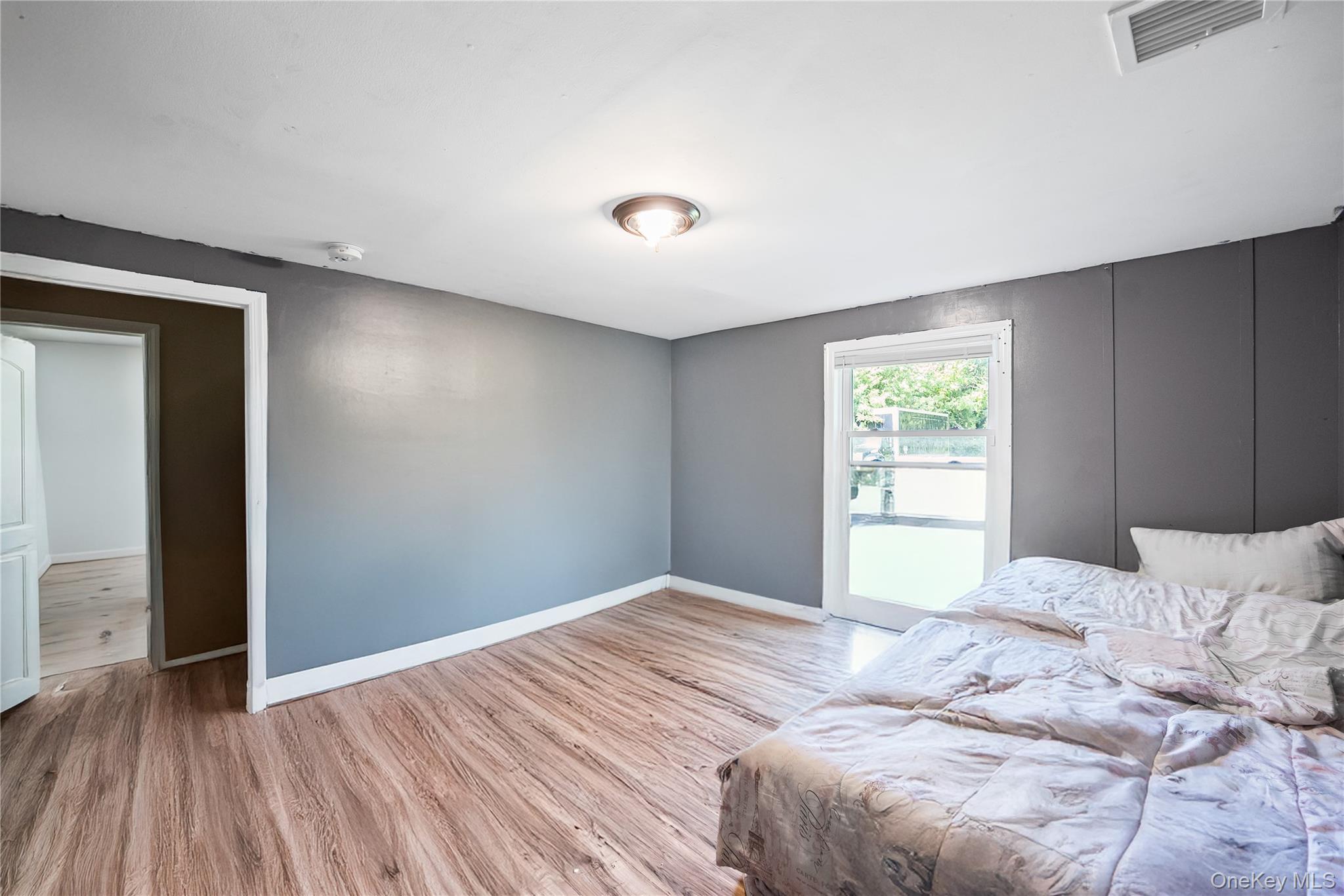 1113 Joselson Avenue Property Photo 15
