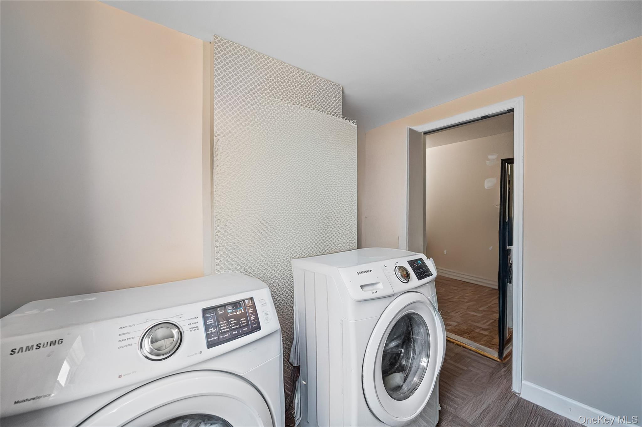 1113 Joselson Avenue Property Photo 18