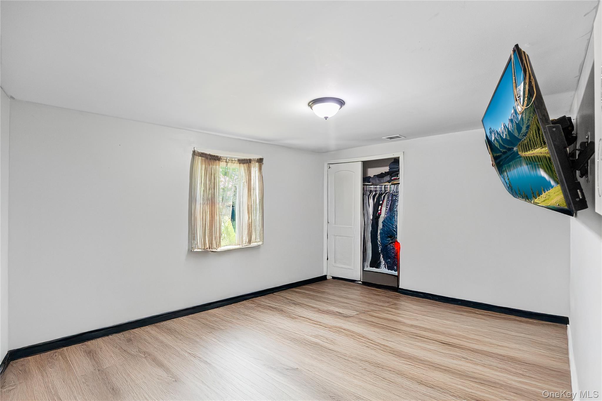 1113 Joselson Avenue Property Photo 19
