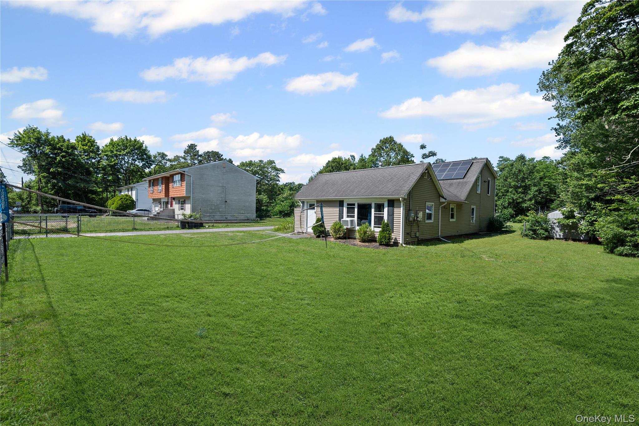 1113 Joselson Avenue Property Photo 29
