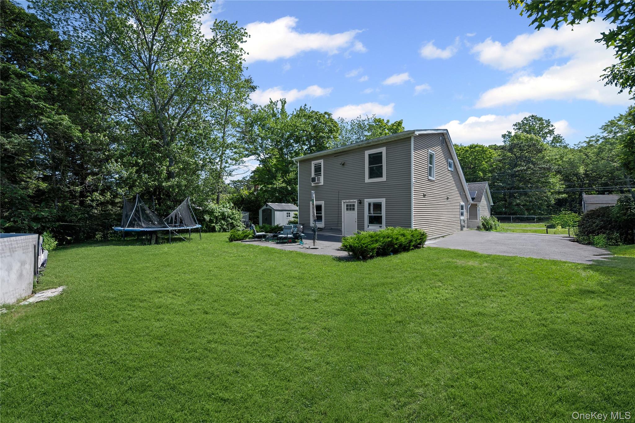 1113 Joselson Avenue Property Photo 31