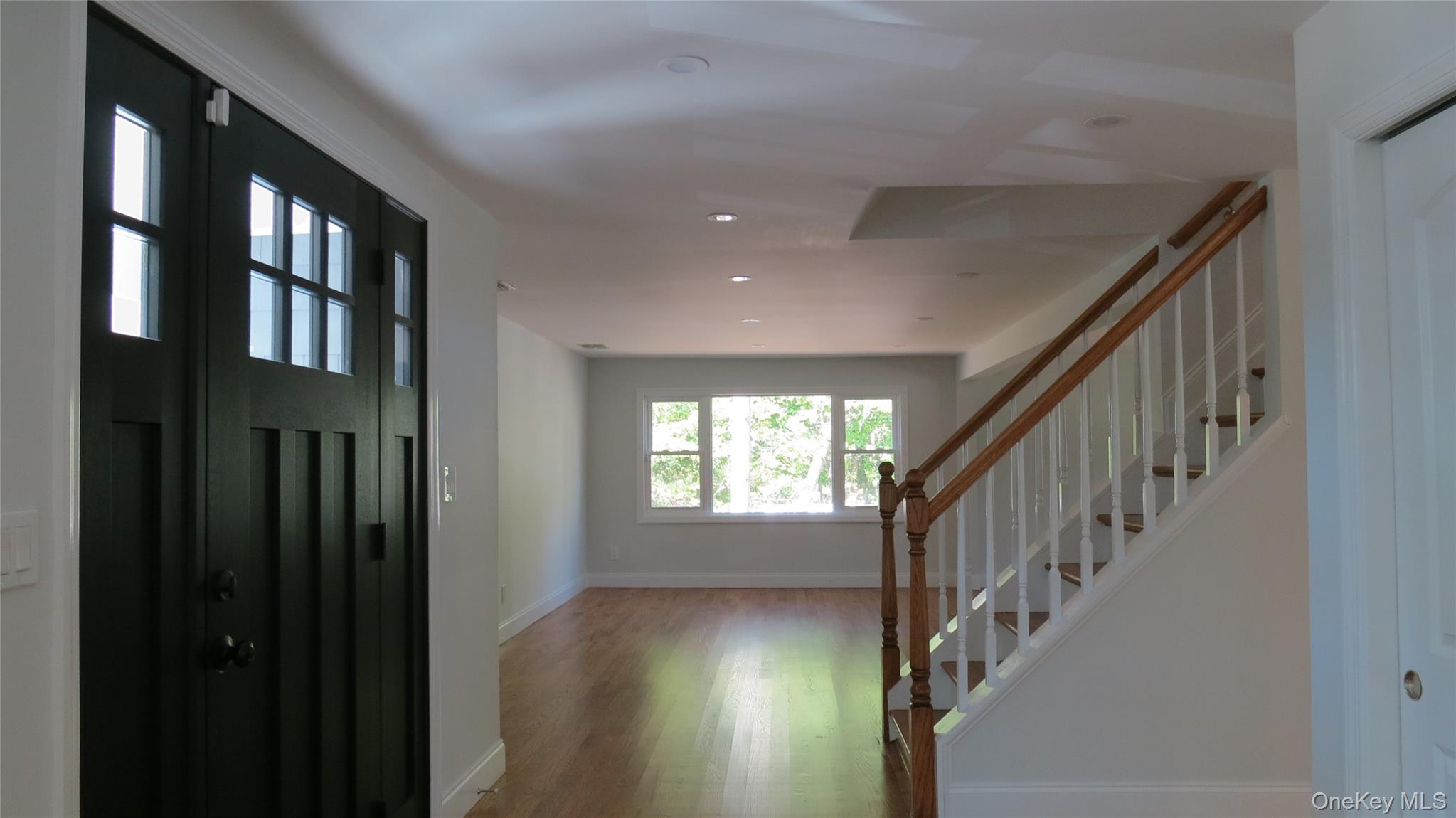 1 Eliot Drive Property Photo 2