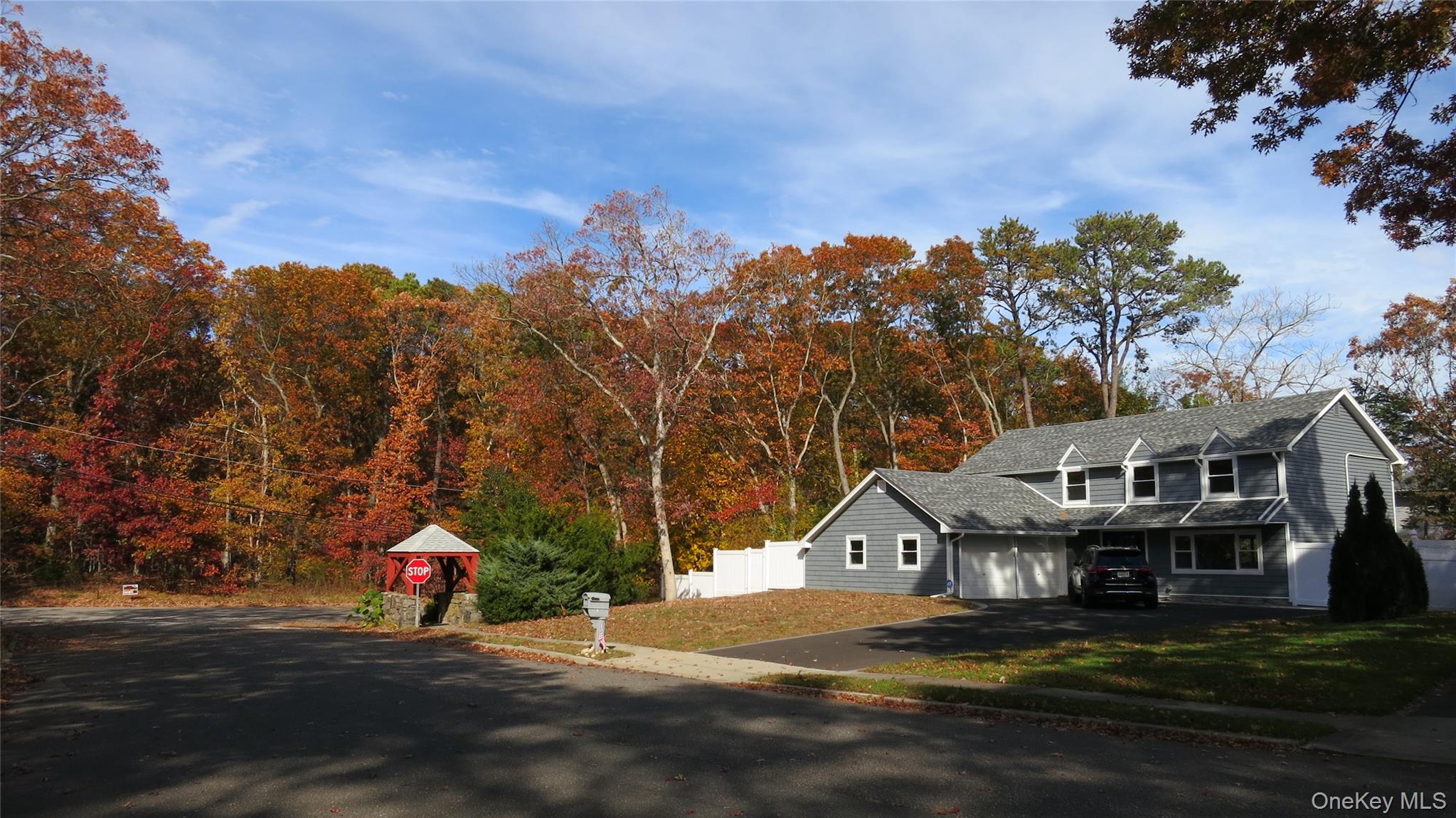 1 Eliot Drive Property Photo 10