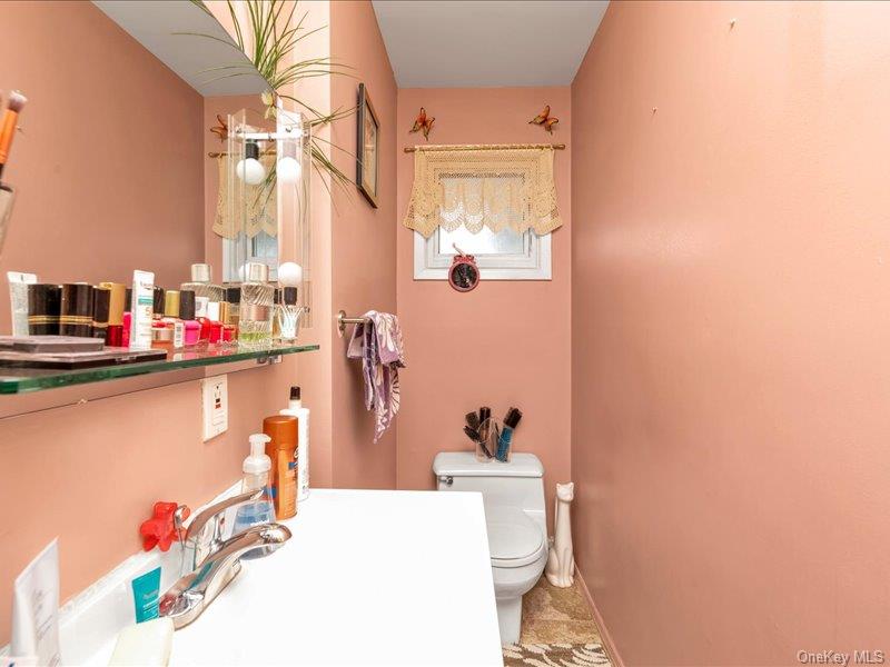3711 Berne Road Property Photo 13