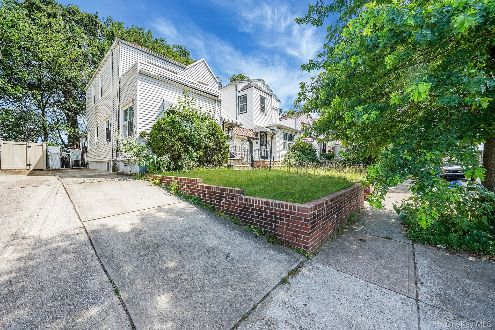 13841 230th Place Property Photo 3