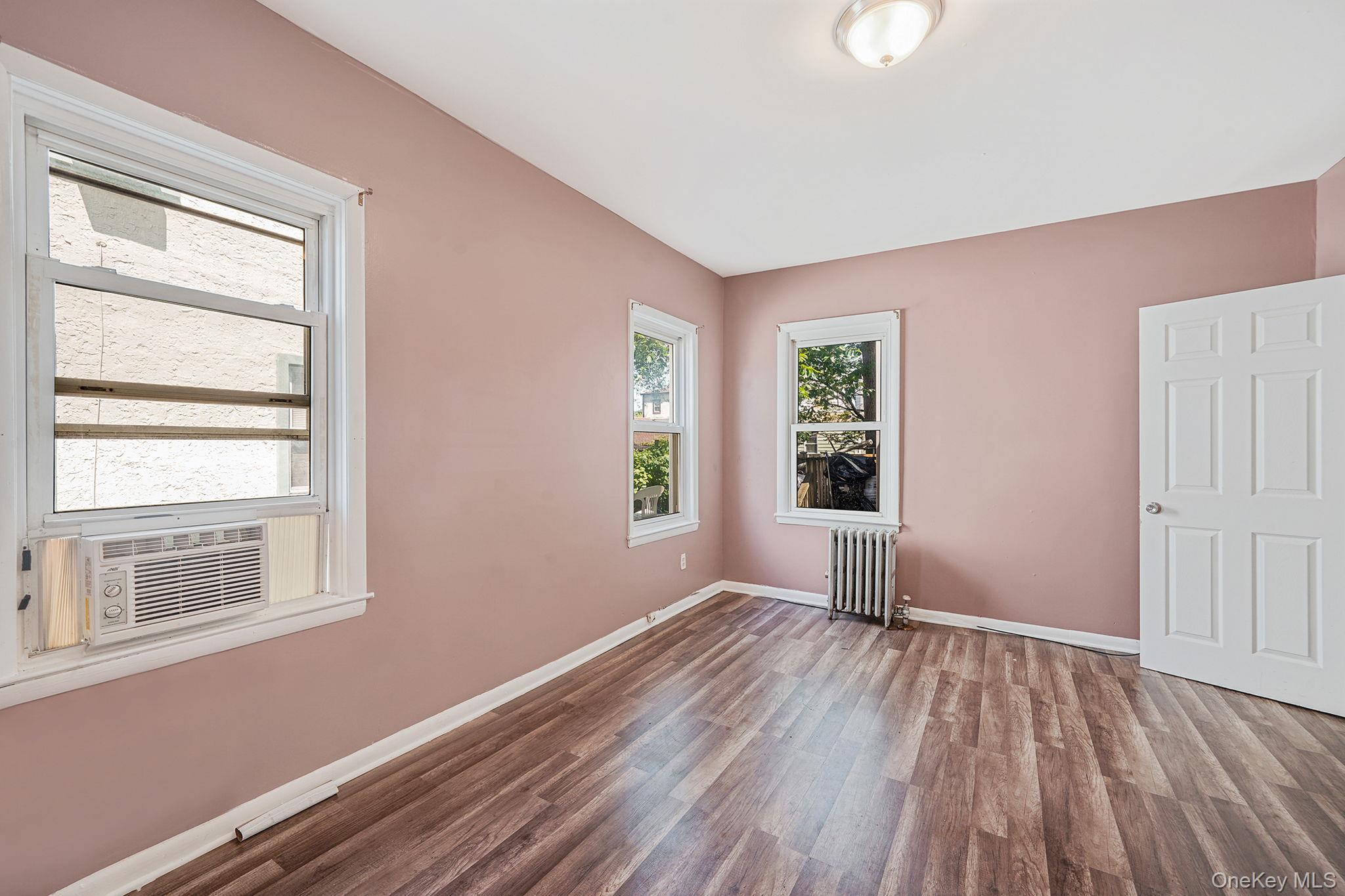 13841 230th Place Property Photo 8