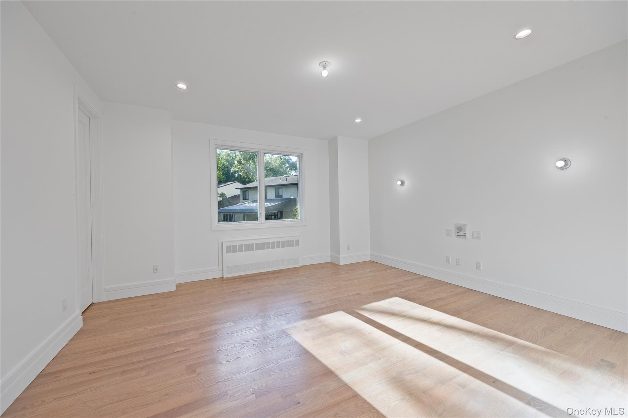 40 Singer Avenue 214 Property Photo 18