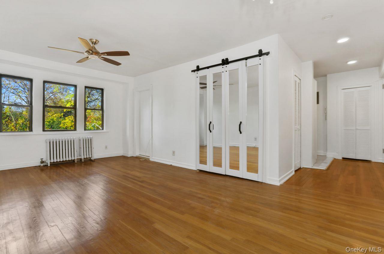 604 Tompkins 10-c Property Photo 3