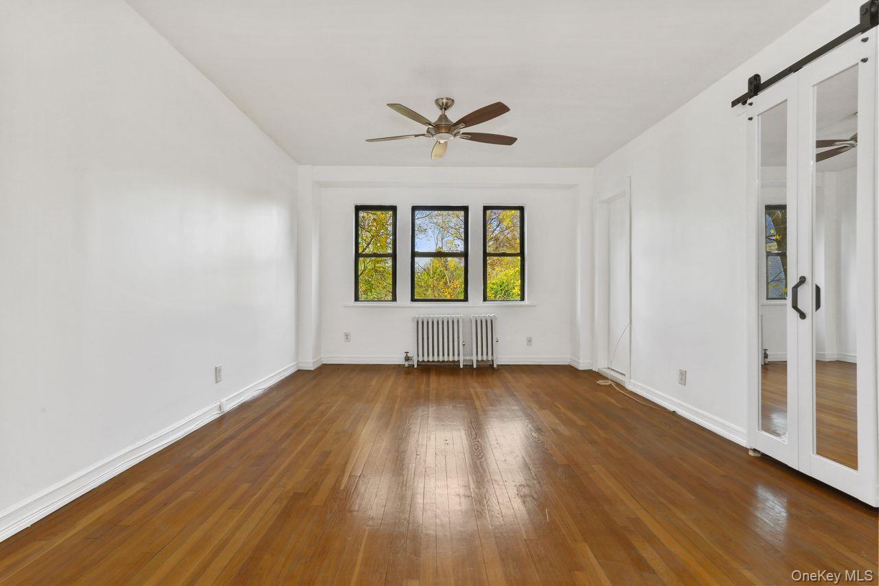 604 Tompkins 10-c Property Photo 4