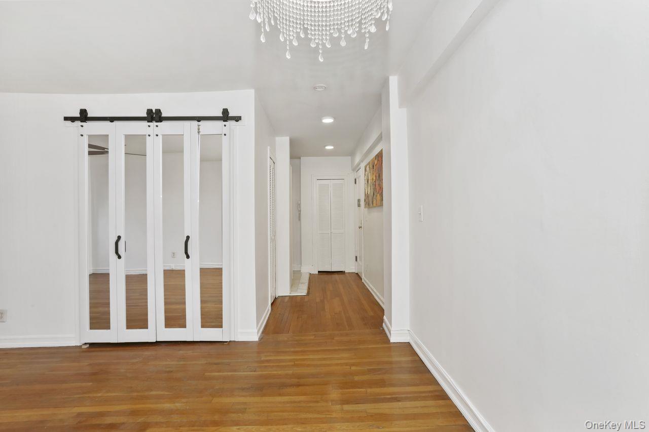 604 Tompkins 10-c Property Photo 9