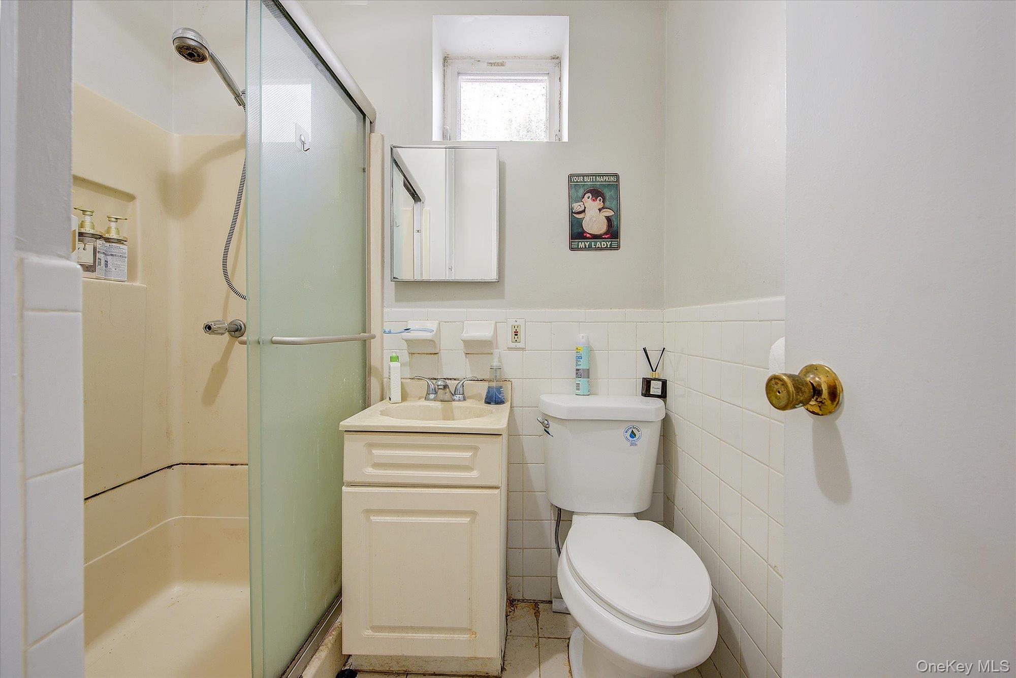 32-33/35/37/39 Steinway Street Property Photo 24
