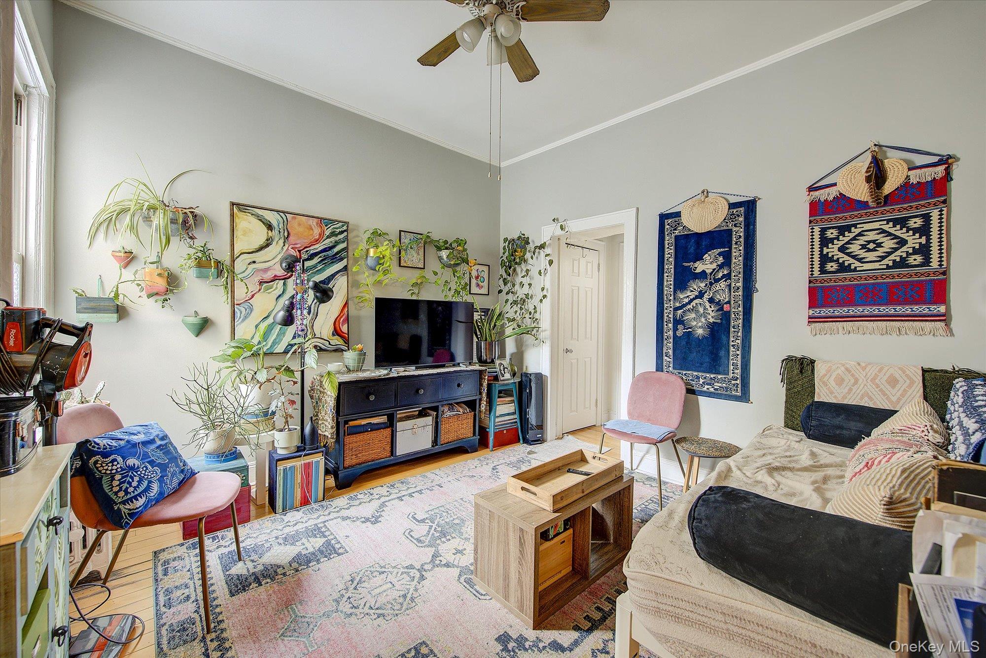 32-33/35/37/39 Steinway Street Property Photo 39