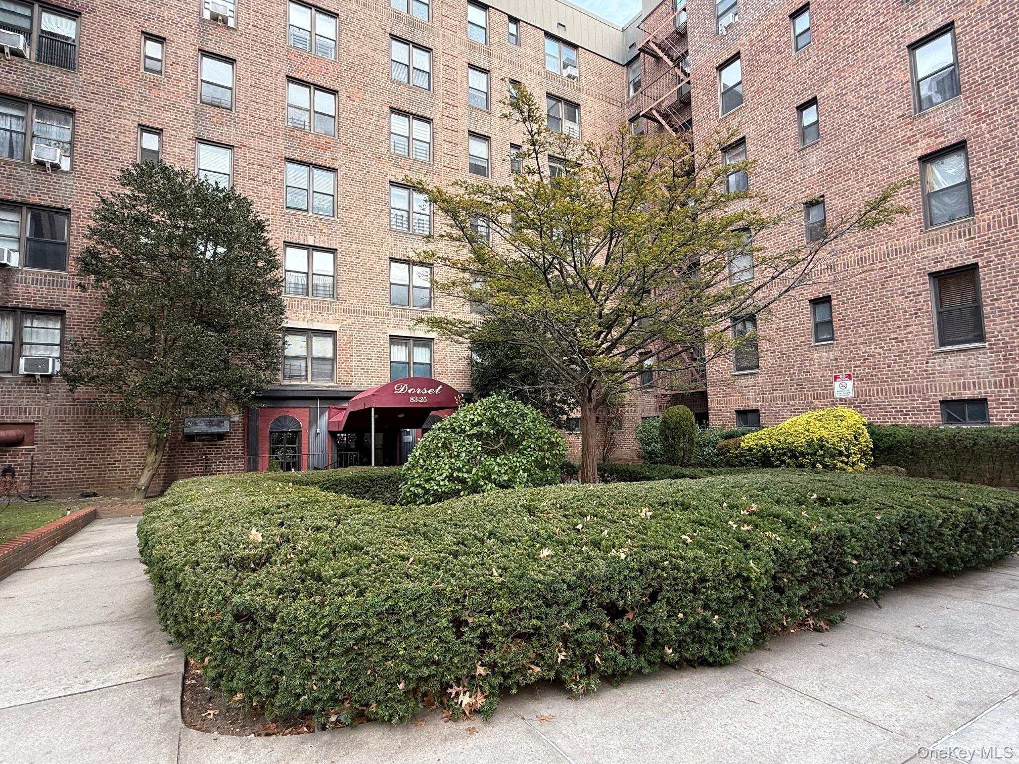 83-25 98 Street 3B Property Photo 1