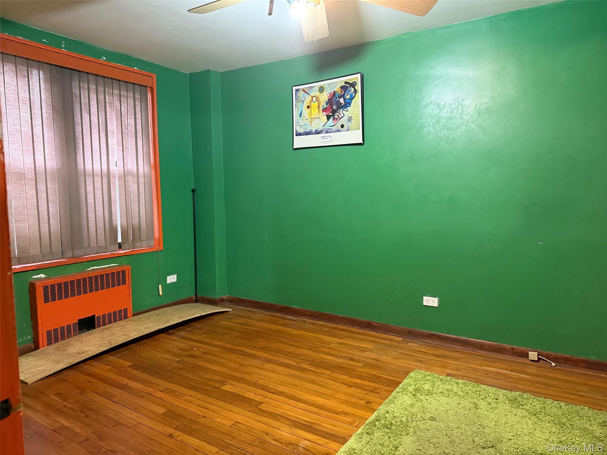 83-25 98 Street 3b Property Photo 6