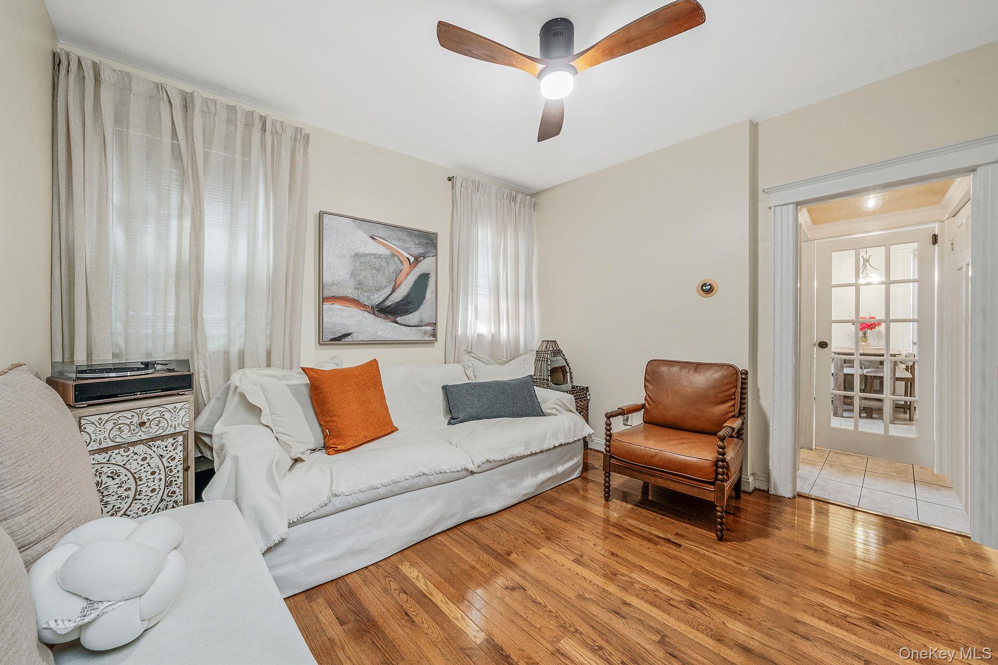 5807 Maspeth Avenue Property Photo 8