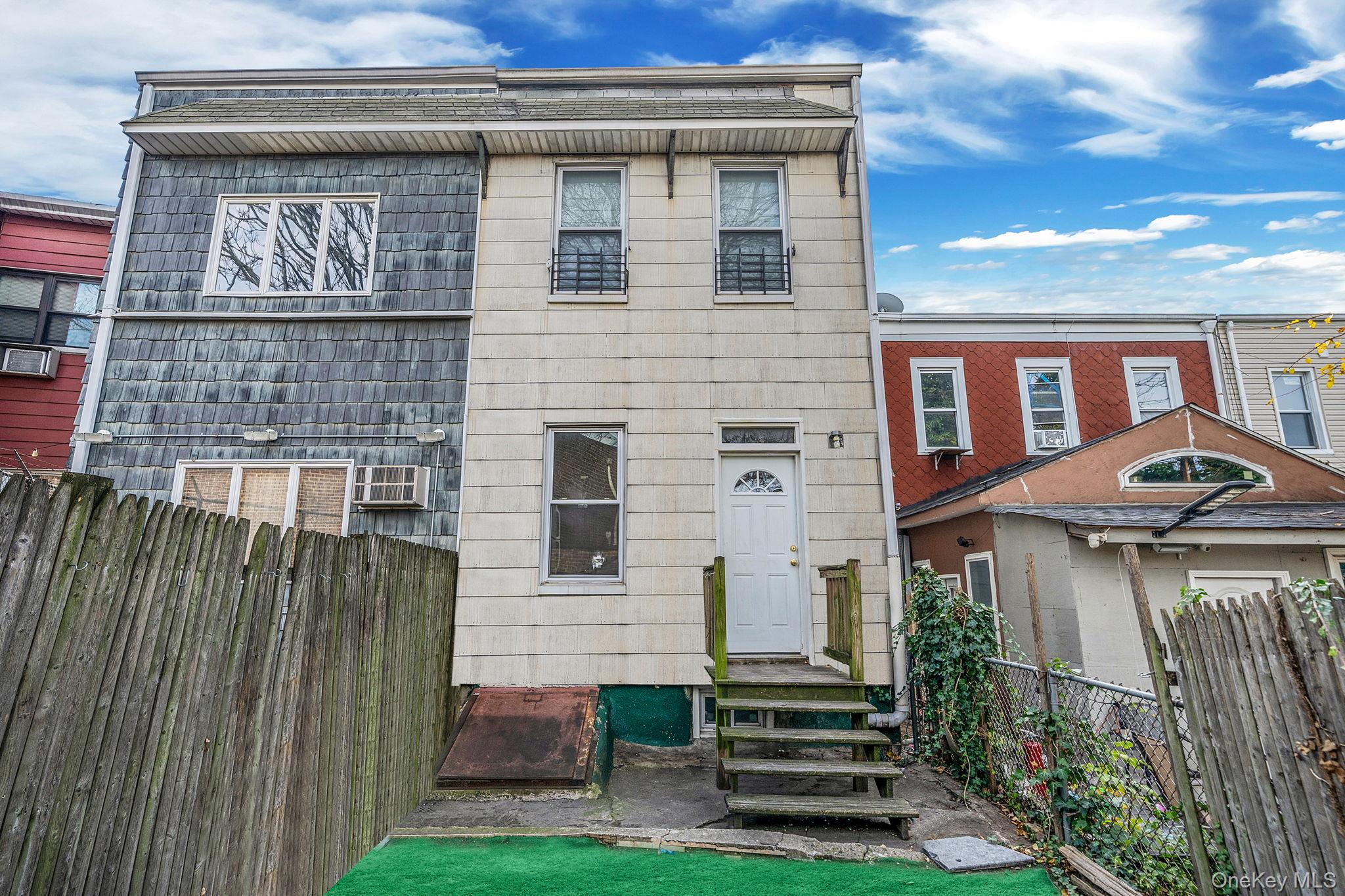 5807 Maspeth Avenue Property Photo 21