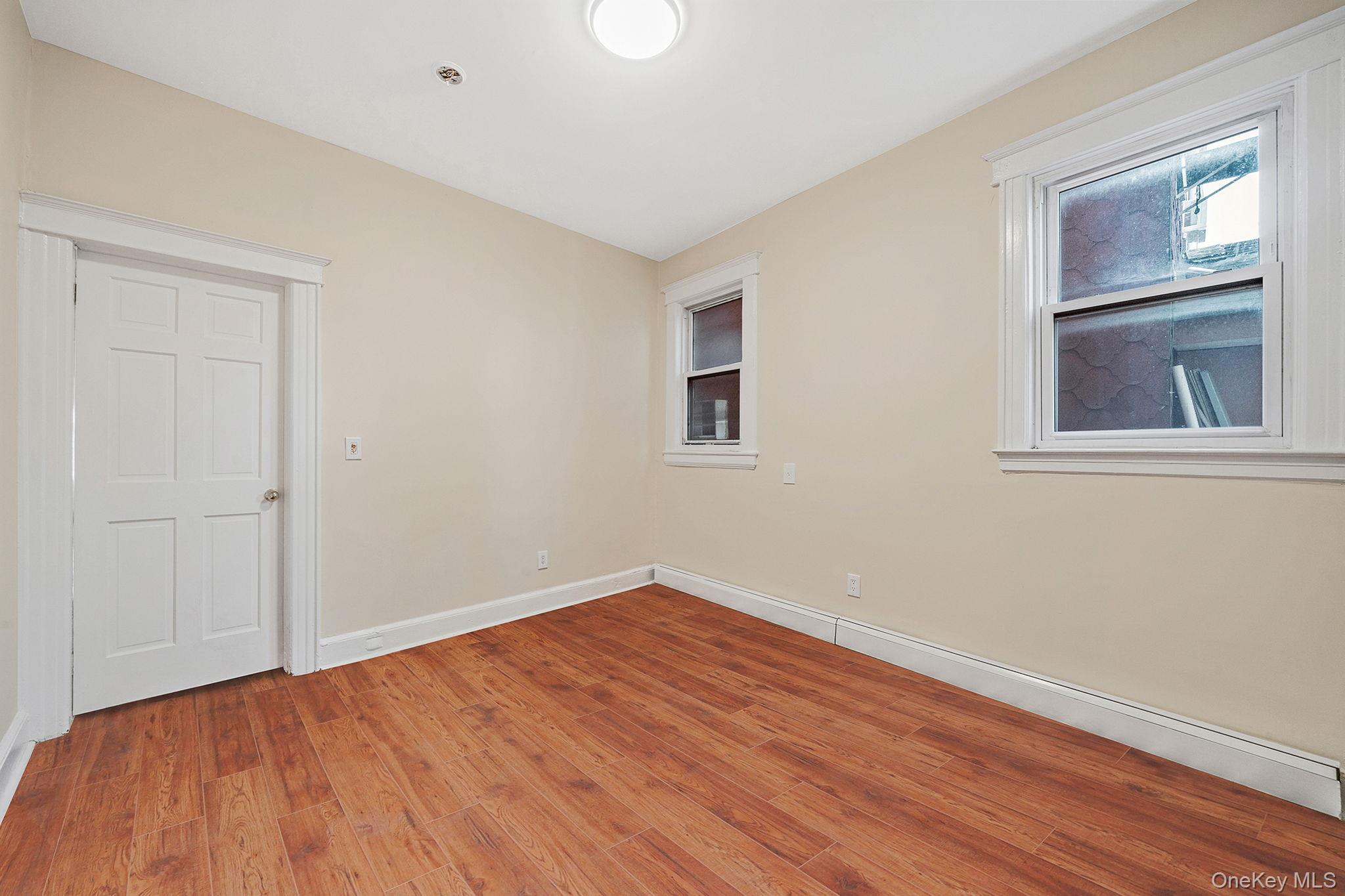 5807 Maspeth Avenue Property Photo 26