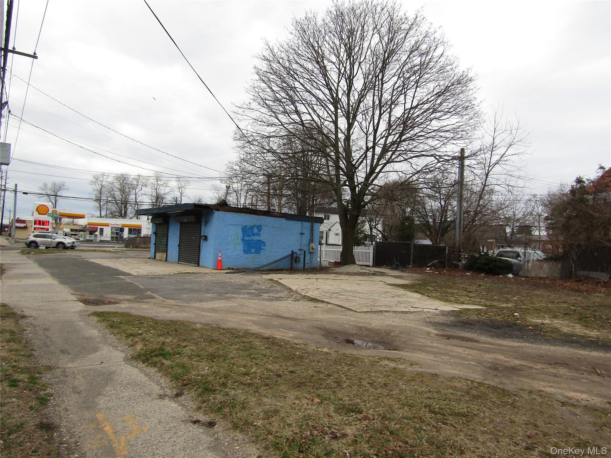 1258 Straight Path Property Photo 10