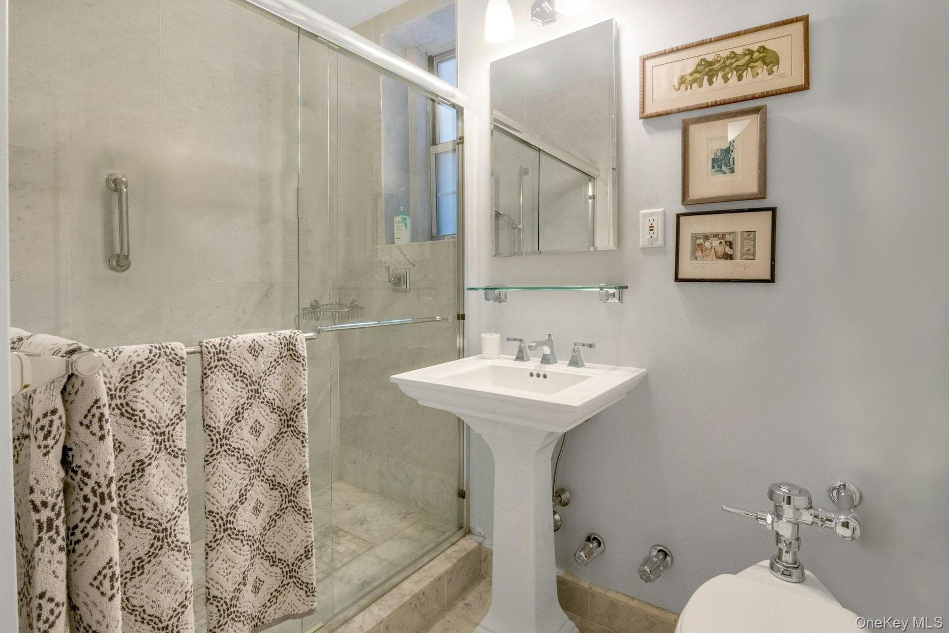 25 Parkview Avenue 1h Property Photo 23