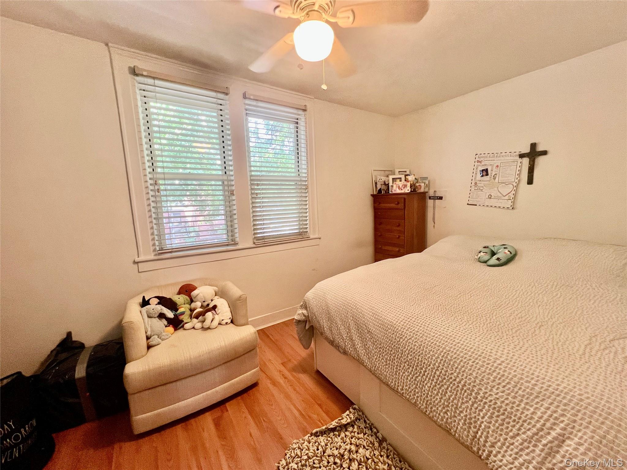 22-26 74 Street Property Photo 8