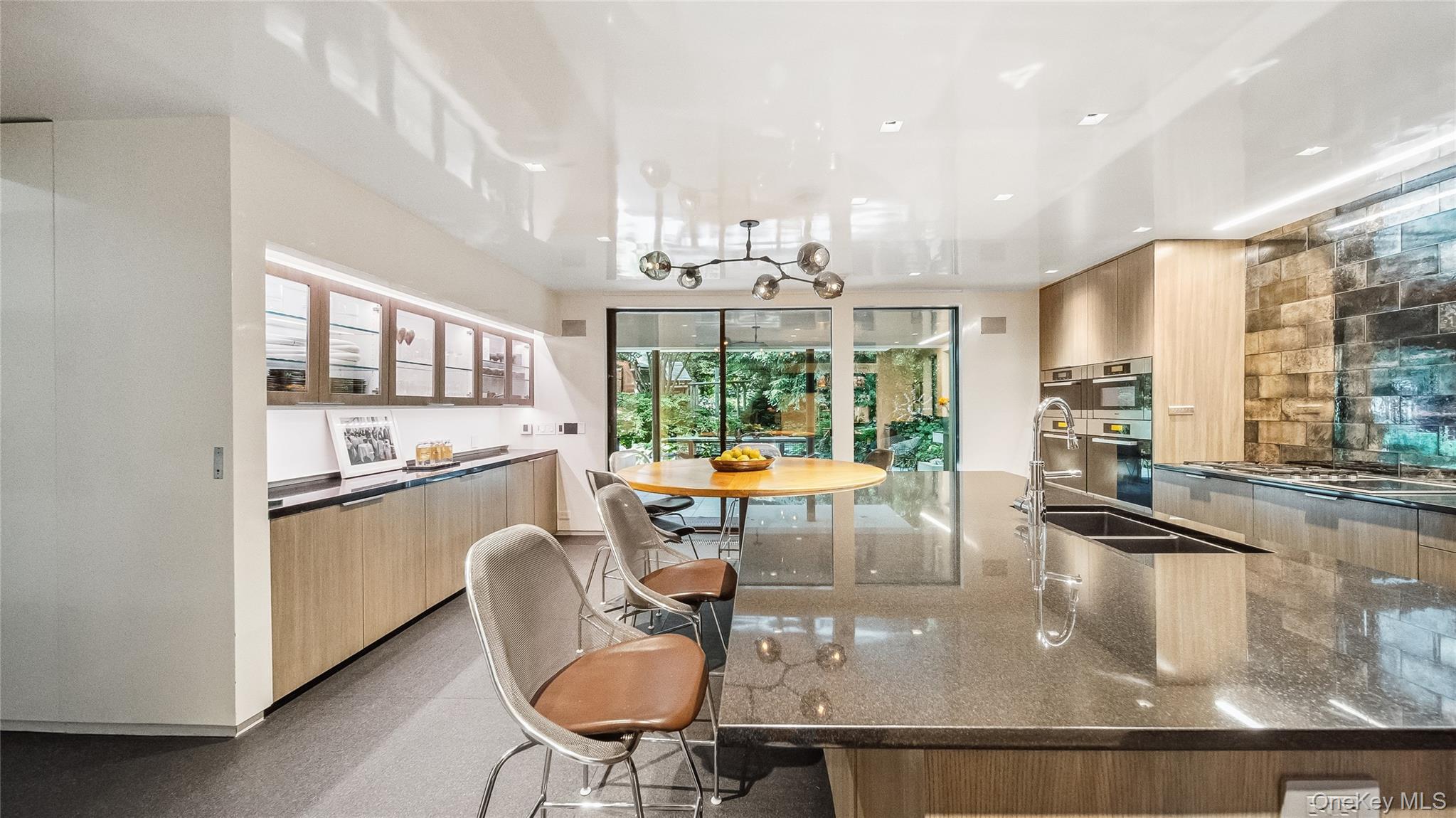 7 Folie Court Property Photo 14