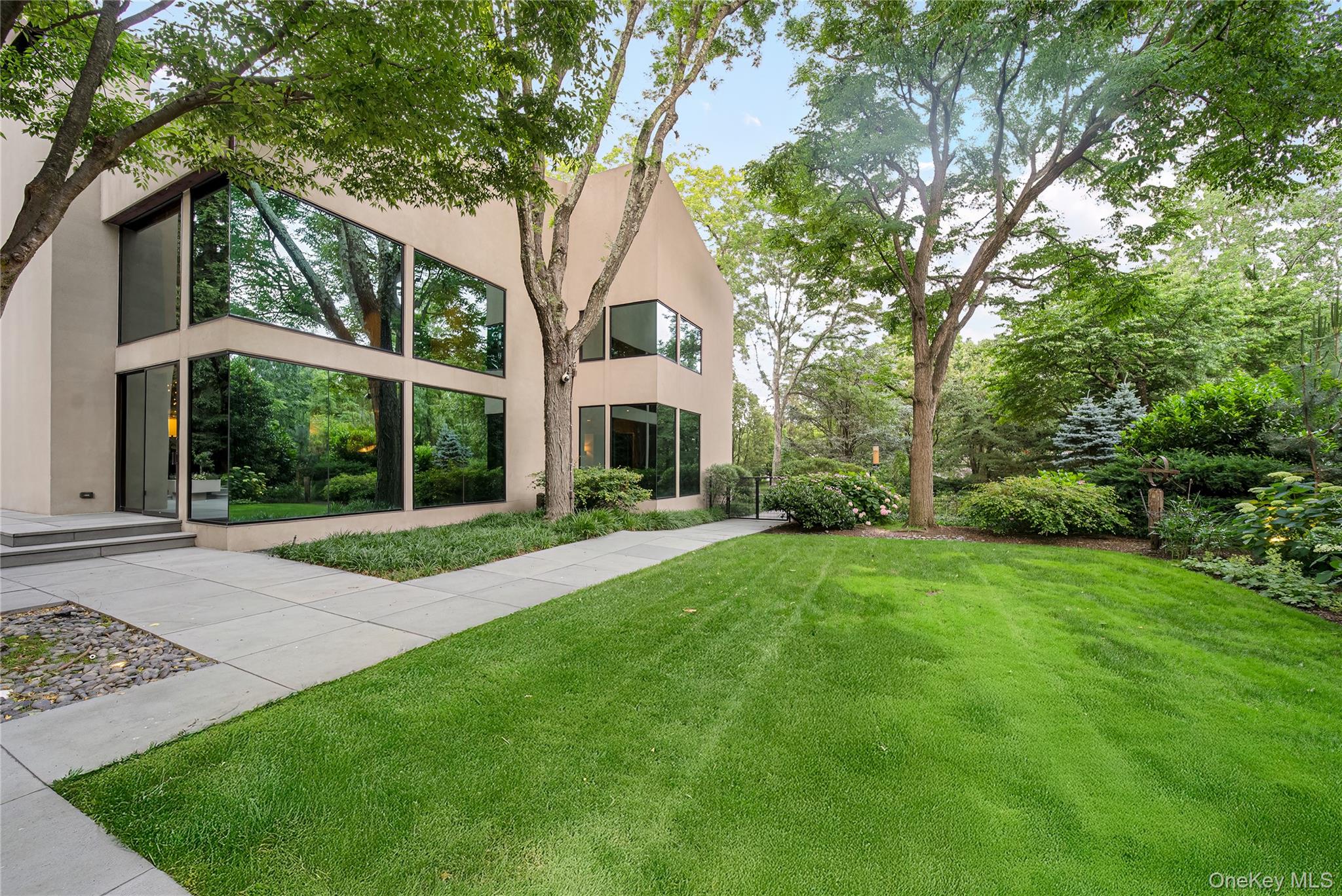 7 Folie Court Property Photo 40
