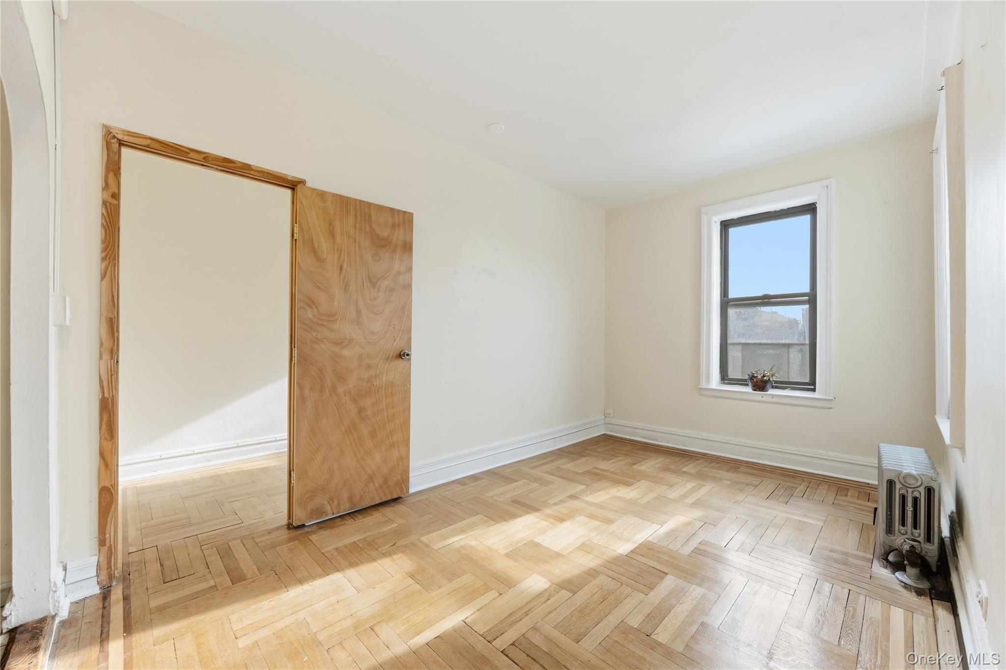 2922 Barnes Avenue 5l Property Photo 10