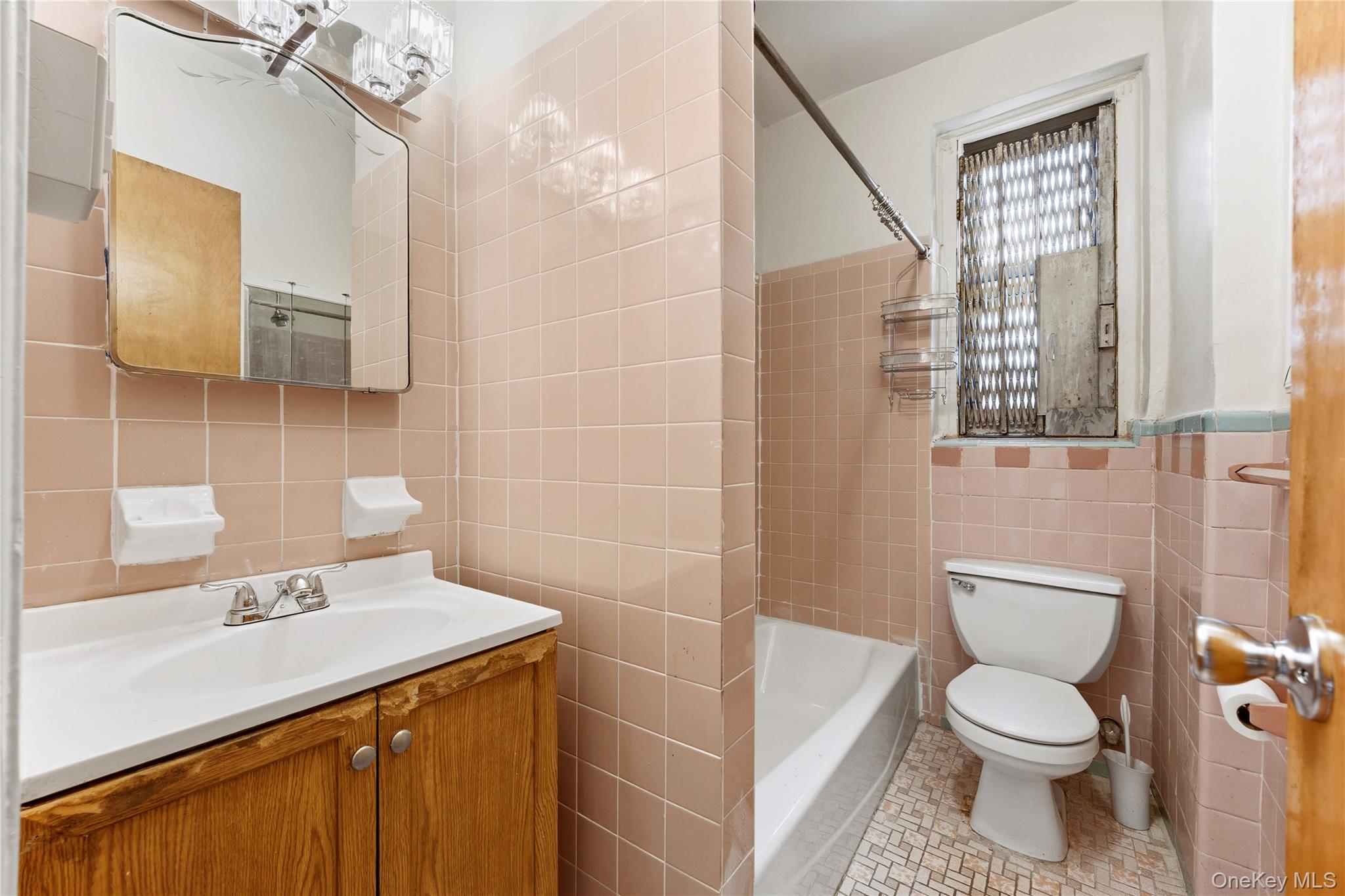 2922 Barnes Avenue 5l Property Photo 14