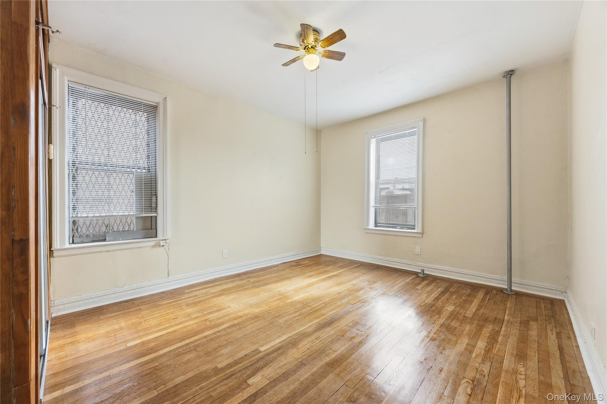 2922 Barnes Avenue 5l Property Photo 15