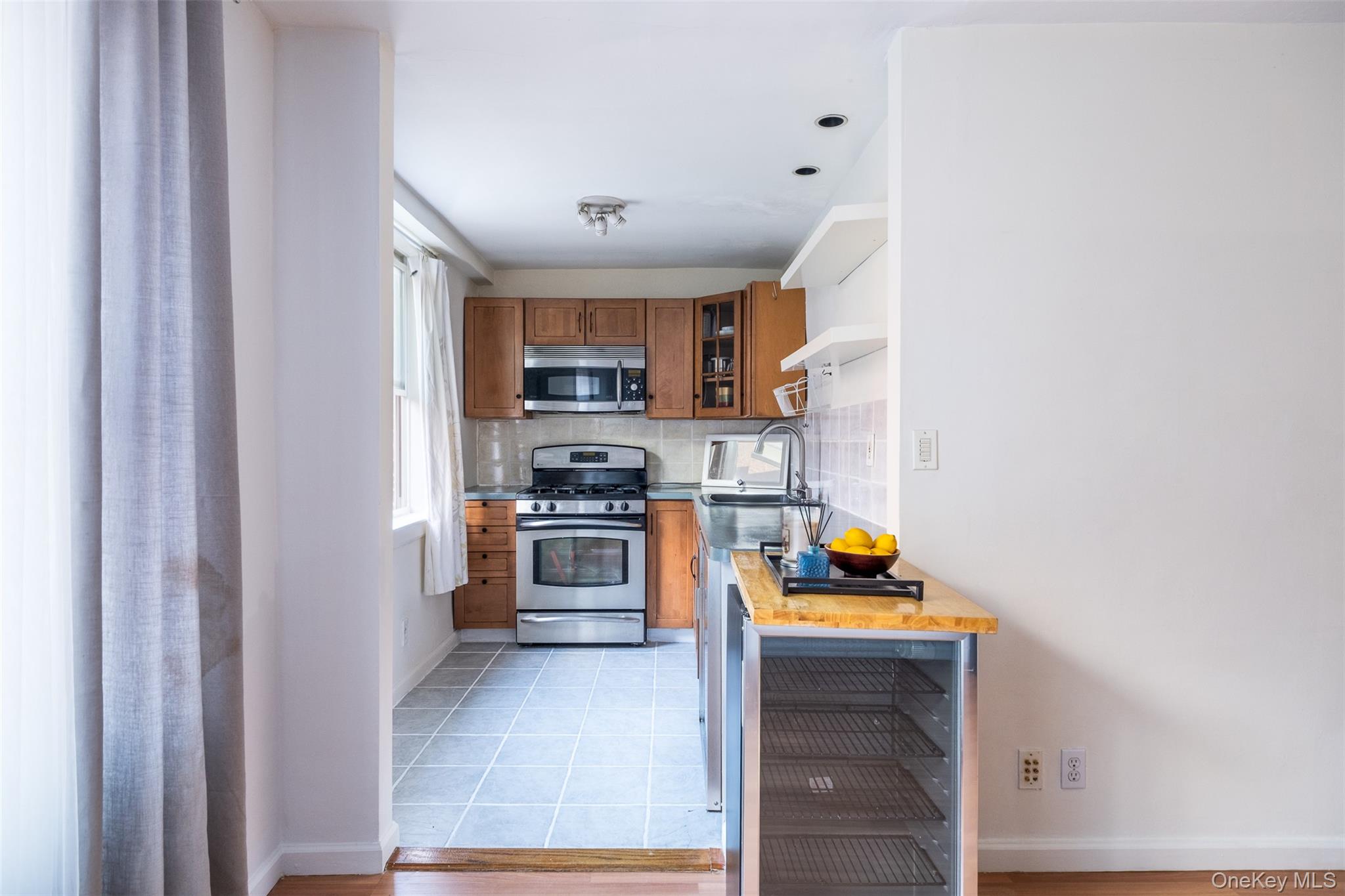 25 Franklin Avenue 6k Property Photo 6