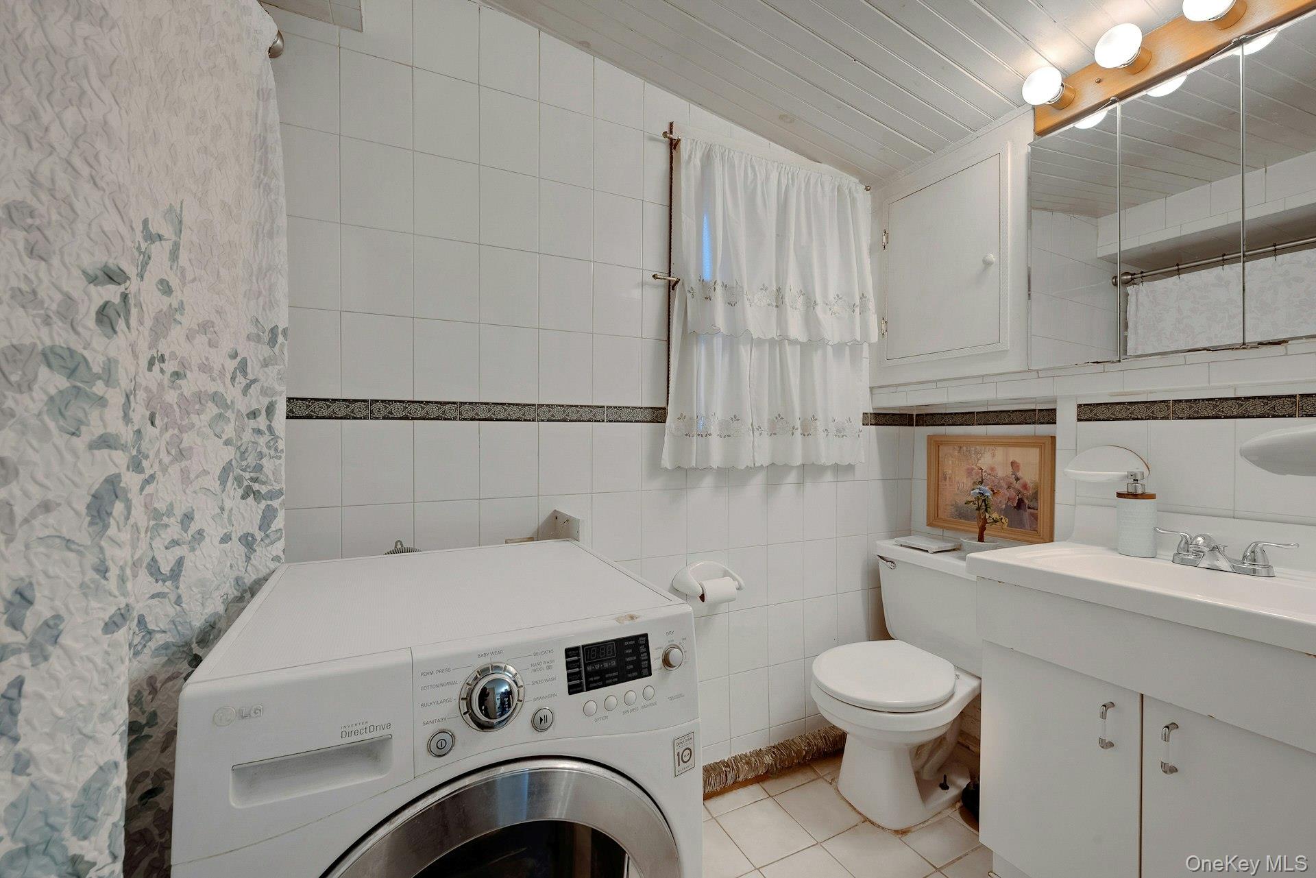 30d Edgewater Park D Property Photo 9