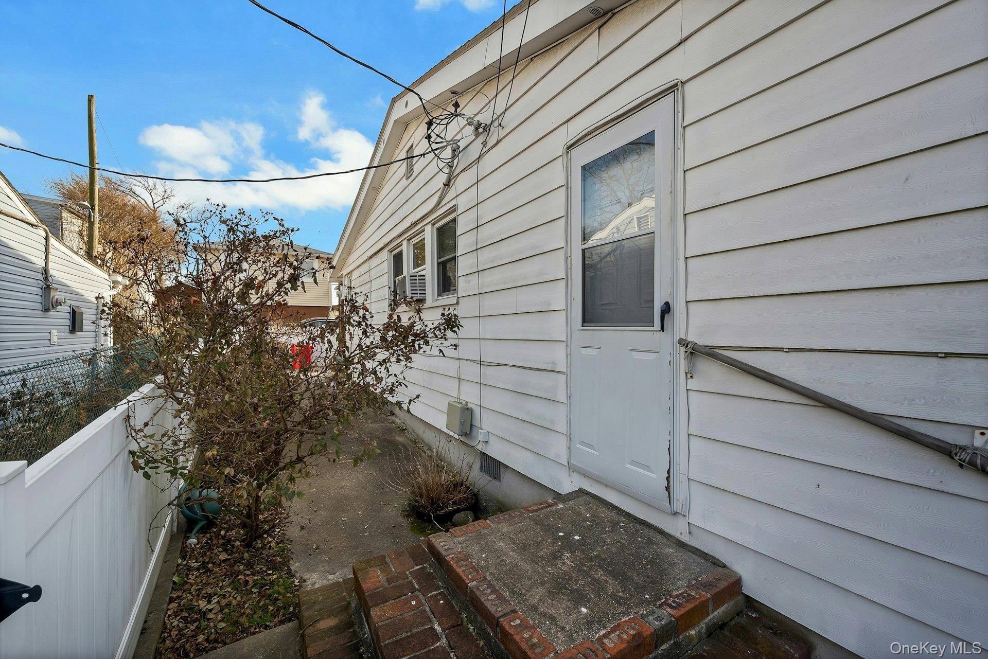 30d Edgewater Park D Property Photo 15