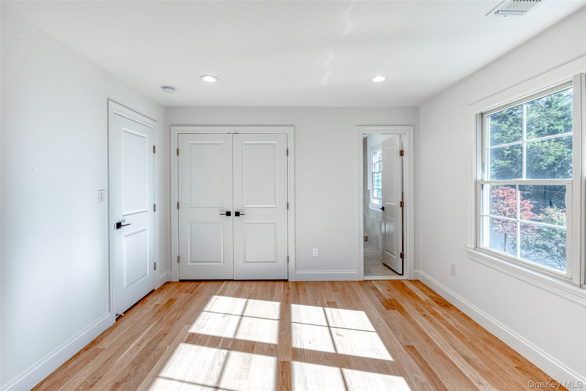 141 Old Cedar Swamp Road Property Photo 14