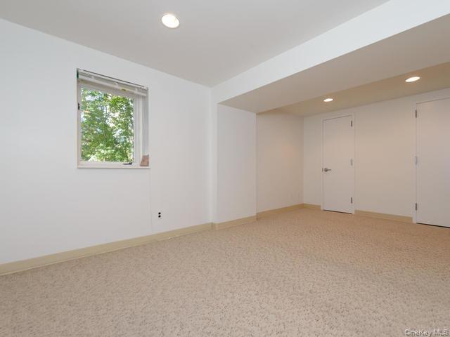 1 Pine Point Property Photo 19