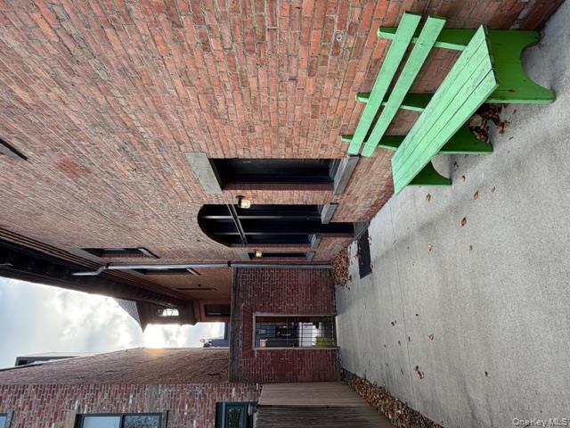 420 Warren Property Photo 30