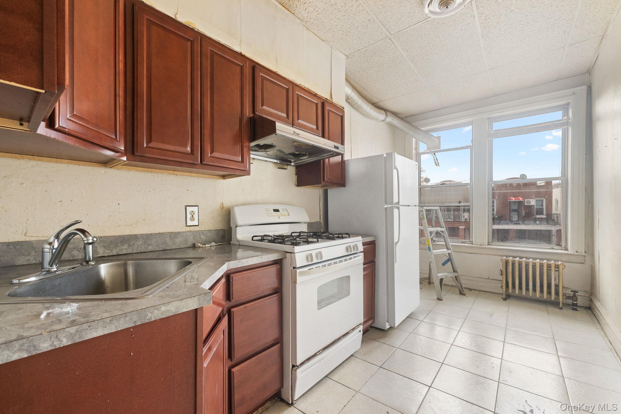 149 Dahill Road Property Photo 18
