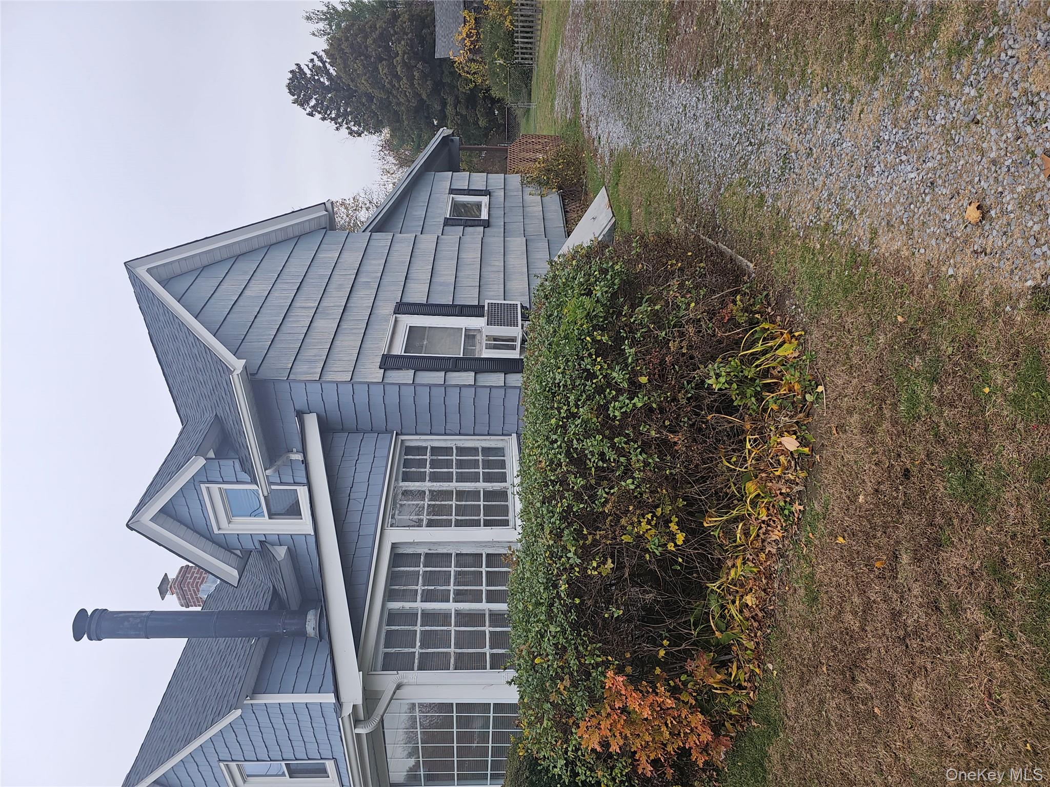 49 Arnold Avenue Property Photo 2