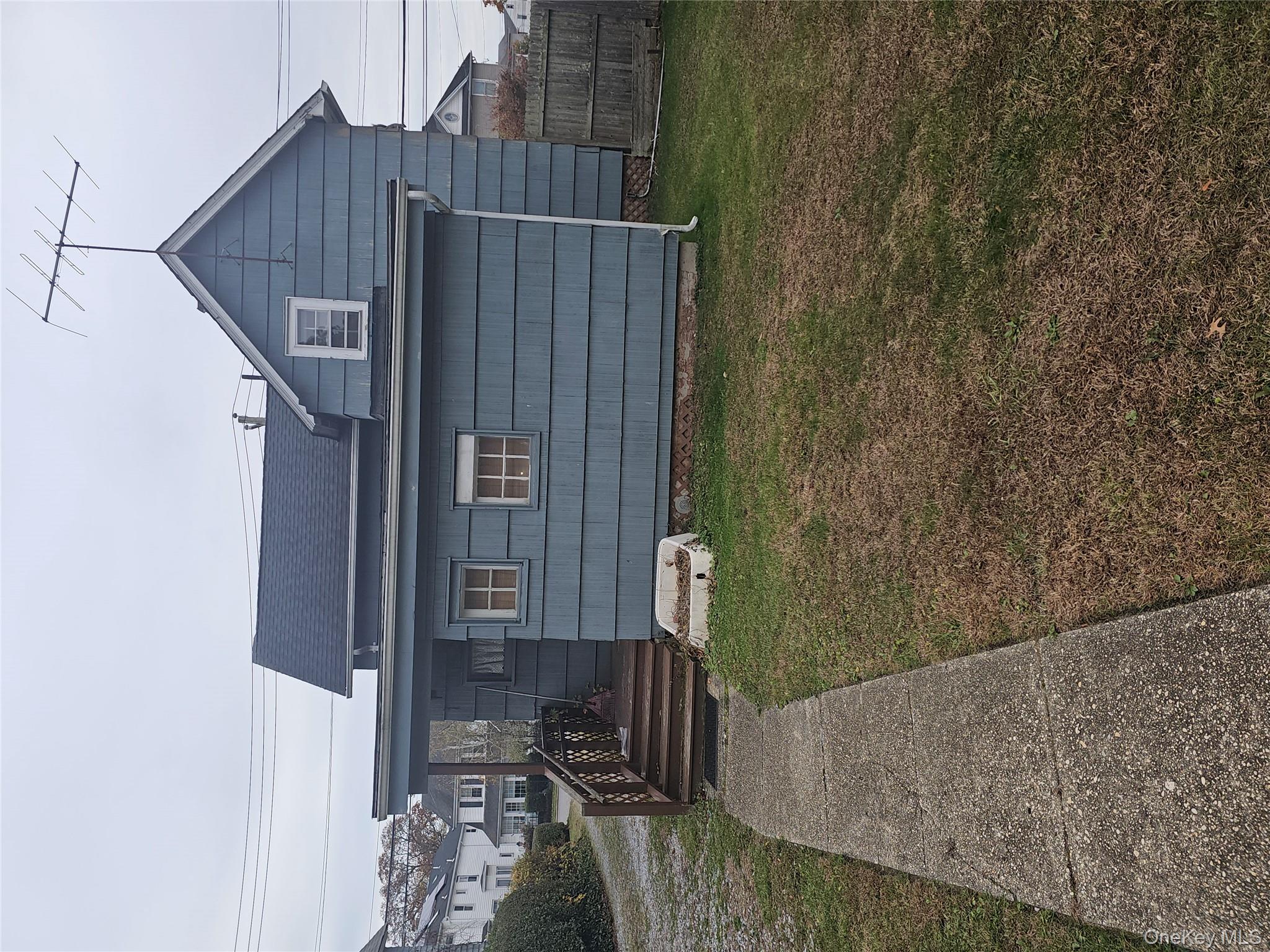 49 Arnold Avenue Property Photo 3