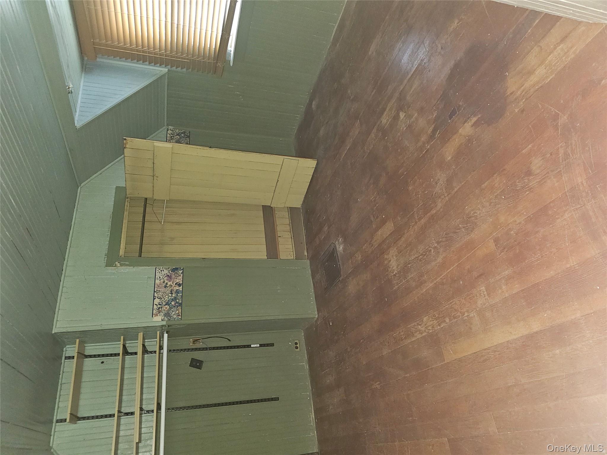 49 Arnold Avenue Property Photo 12