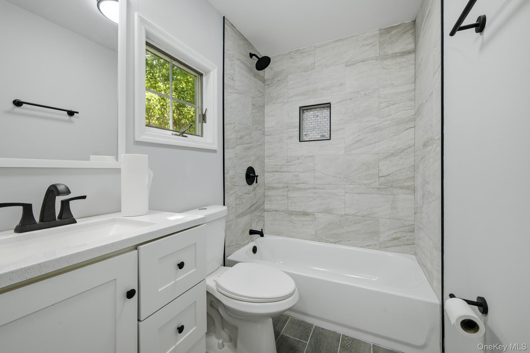 10 Woodland Lane Property Photo 13
