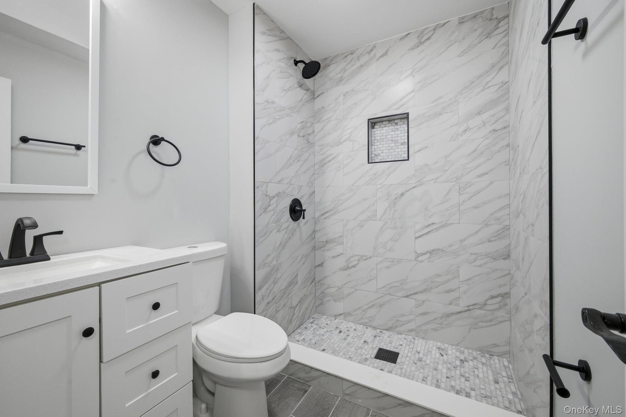 10 Woodland Lane Property Photo 16