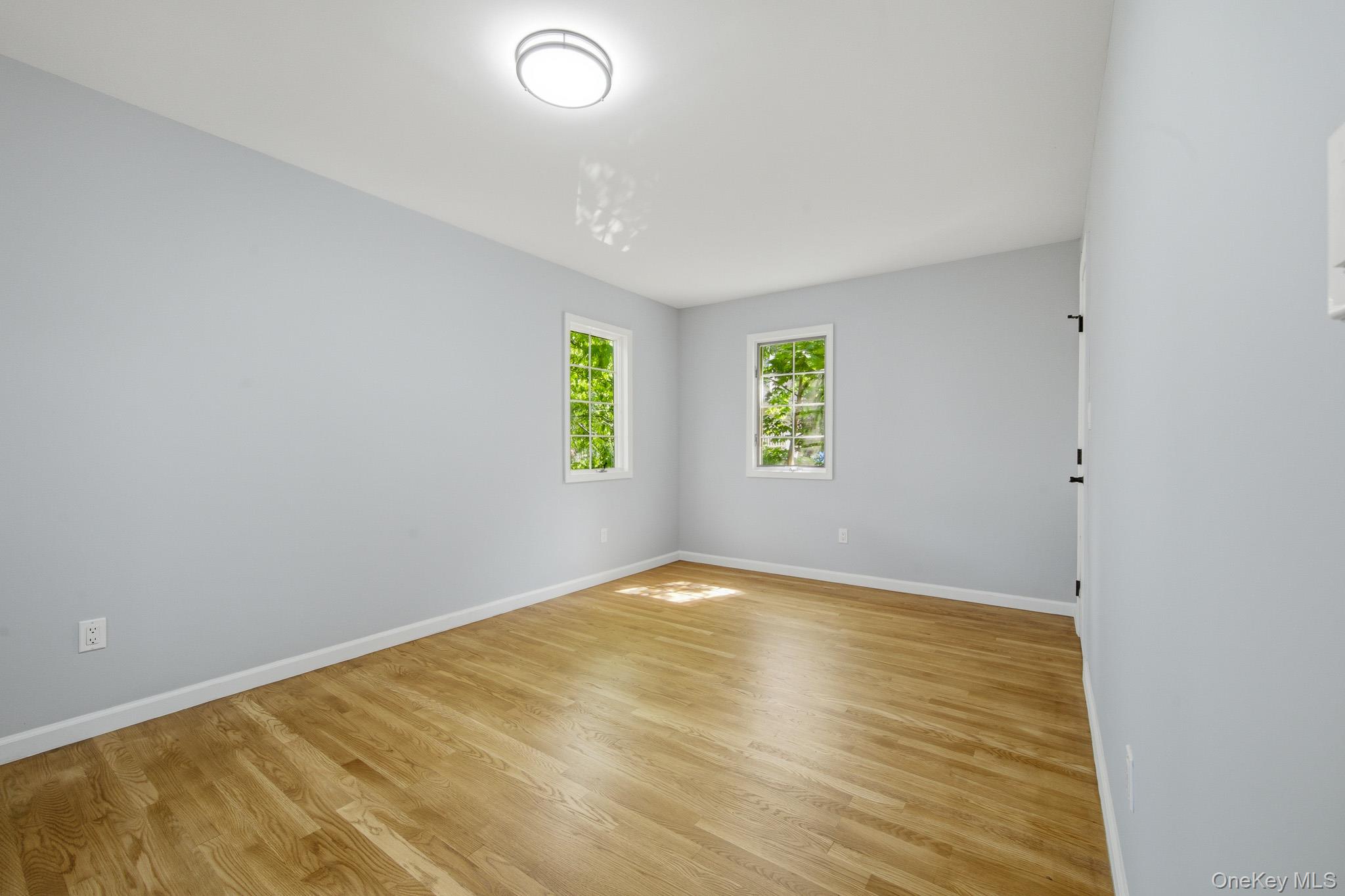 10 Woodland Lane Property Photo 17