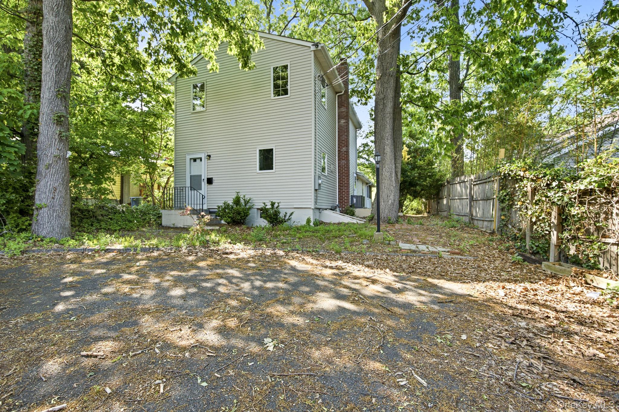 10 Woodland Lane Property Photo 22