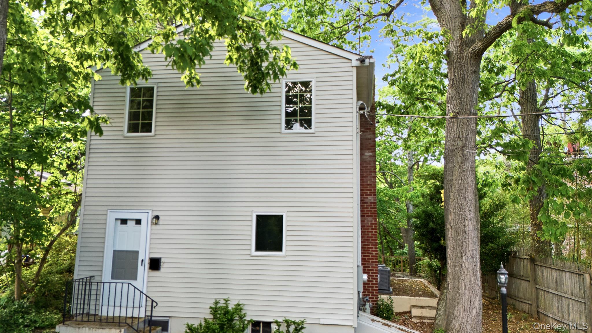 10 Woodland Lane Property Photo 23