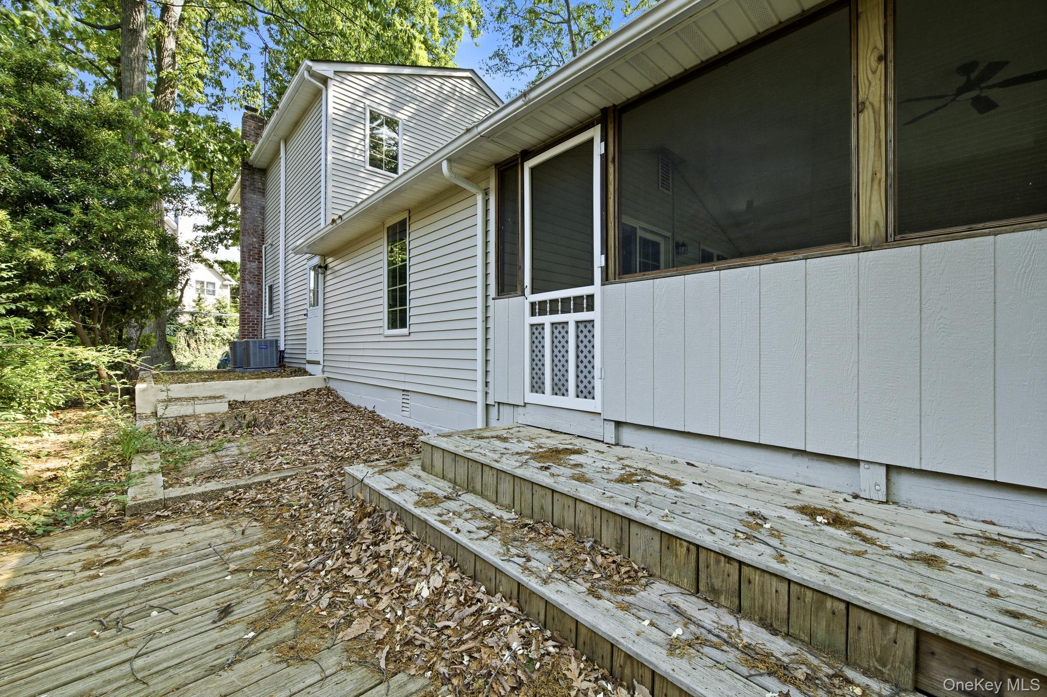 10 Woodland Lane Property Photo 24