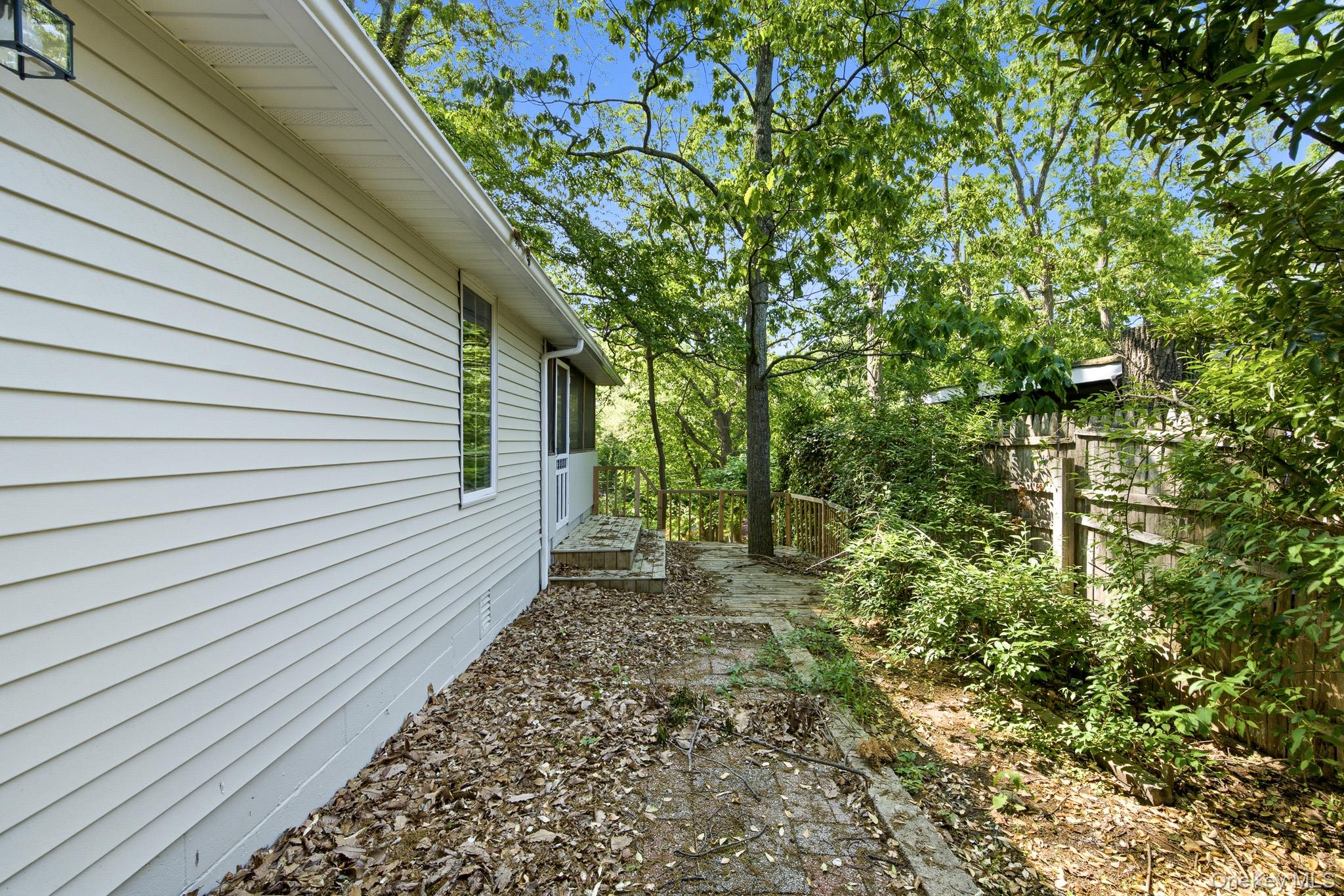 10 Woodland Lane Property Photo 25